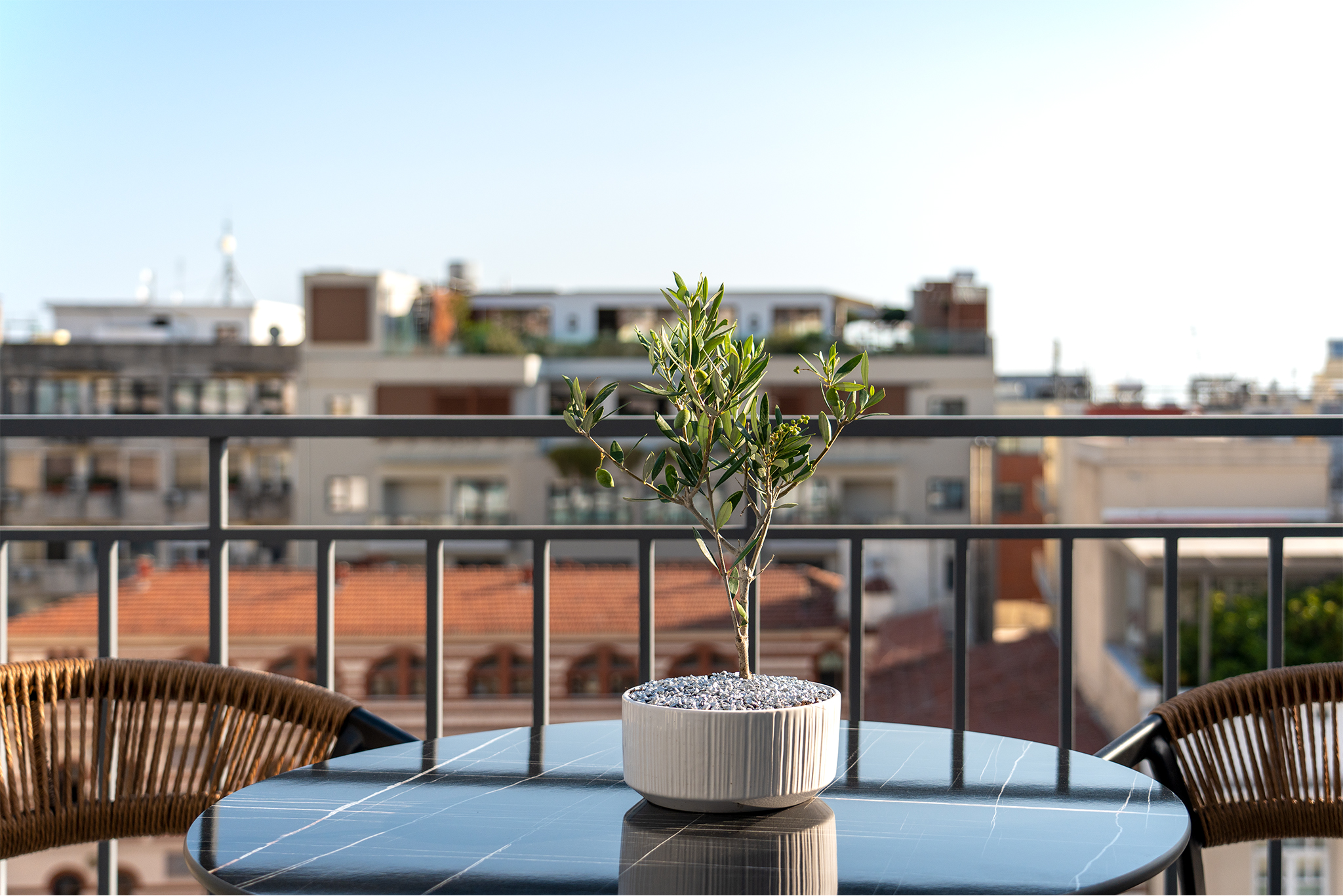 Φωτογράφιση Airbnb Διαμερίσματος – Ermou 55 Hives H1